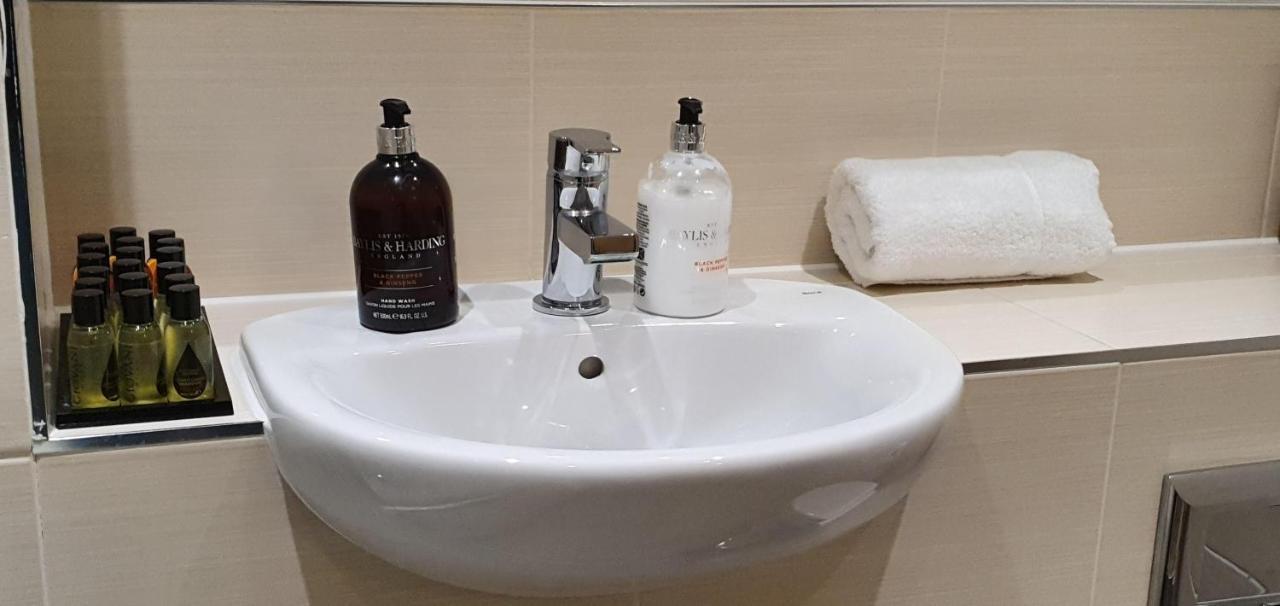 Garland Apartment, Greenhithe 3 Dartford Ngoại thất bức ảnh